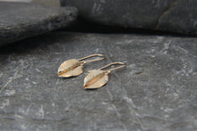 Load image into Gallery viewer, 9ct Gold Drop Leaf Earrings