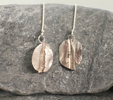 Load image into Gallery viewer, Leaf Drop Earrings