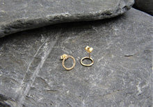 Load image into Gallery viewer, 9ct Gold Hammered Circle Stud Earrings