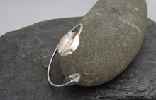 Load image into Gallery viewer, Leaf Bangle - Lucy Symons Jewellery
