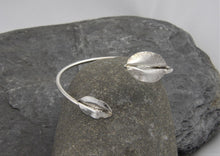 Load image into Gallery viewer, Leaf Bangle - Lucy Symons Jewellery