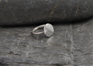 Reflections on the Sea Pebble Ring - Lucy Symons Jewellery