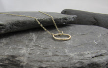 Load image into Gallery viewer, Gold Hammered Circle Necklace