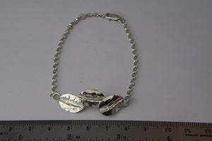Leaf Trio Chain Bracelet