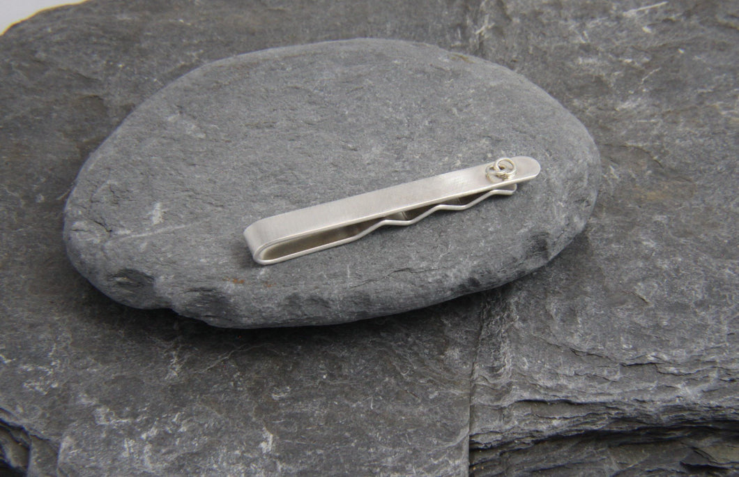 Entwined Ring Tie Clip - Lucy Symons Jewellery